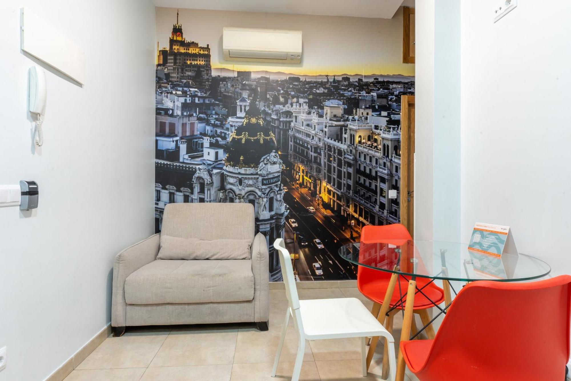 Smartr Madrid Chueca Lejlighedshotel Eksteriør billede